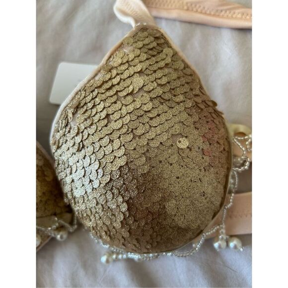 NEW Belly Dance Bra Gold Belly Dance Costume Bellydance Carnival S - Picture 3 of 6
